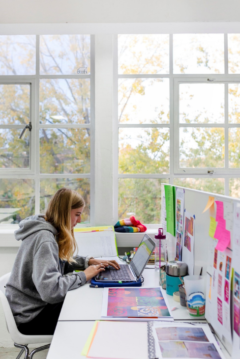 Illustration Studio, Guntons Building