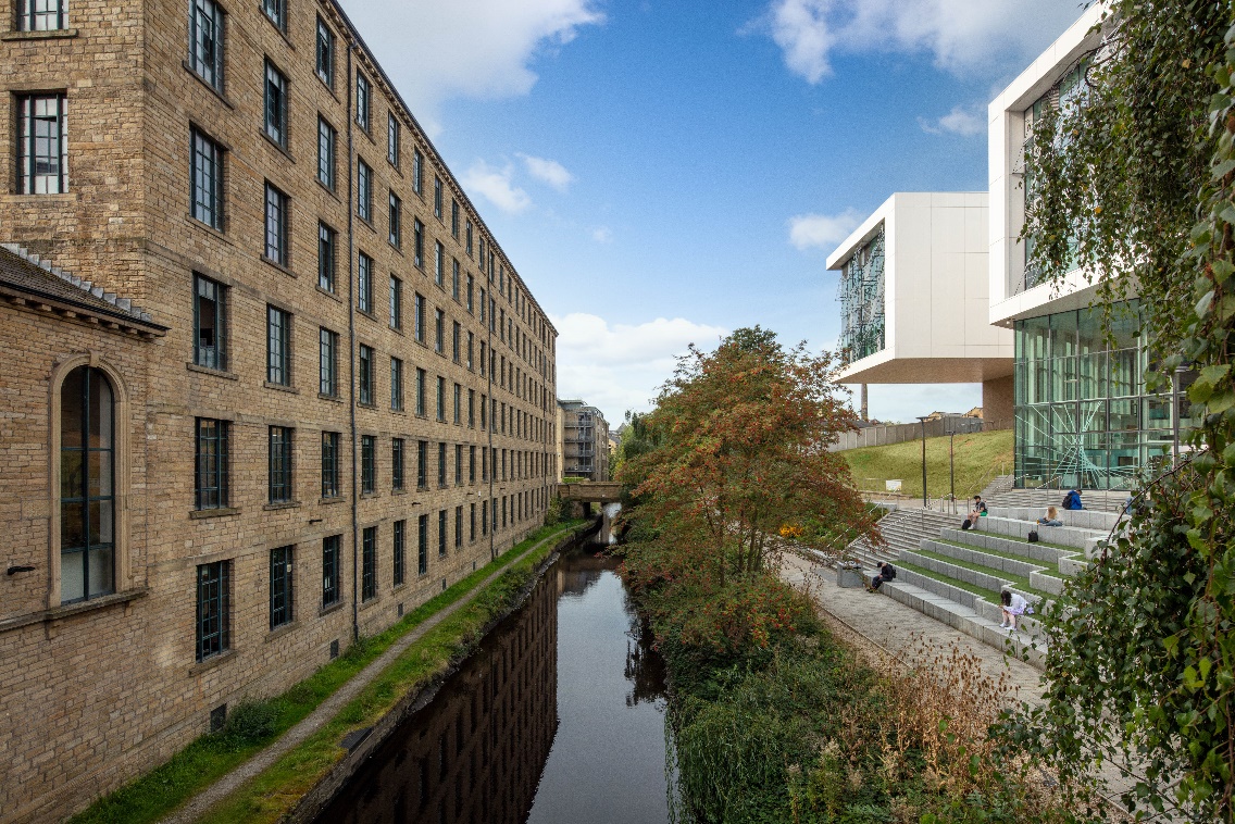 University of Huddersfield Campus with the canal running alongside the Barbara Hepworth Building and Spark-Jones Building